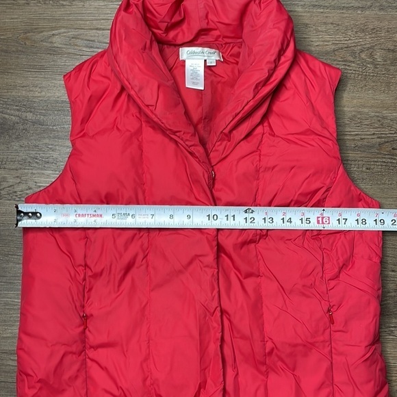 Coldwater Creek Women’s Red Button Down Puffy Vest size small - Picture 6 of 9